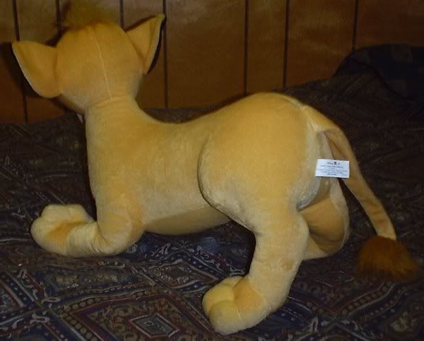 Plush Giant Simba - Rear