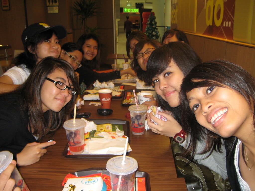 Photo Sharing and Video Hosting at Photobucket