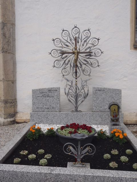 photo Jour 2 eacuteglise et cimetierre de Fugen 16_zpsehuhmczj.jpg