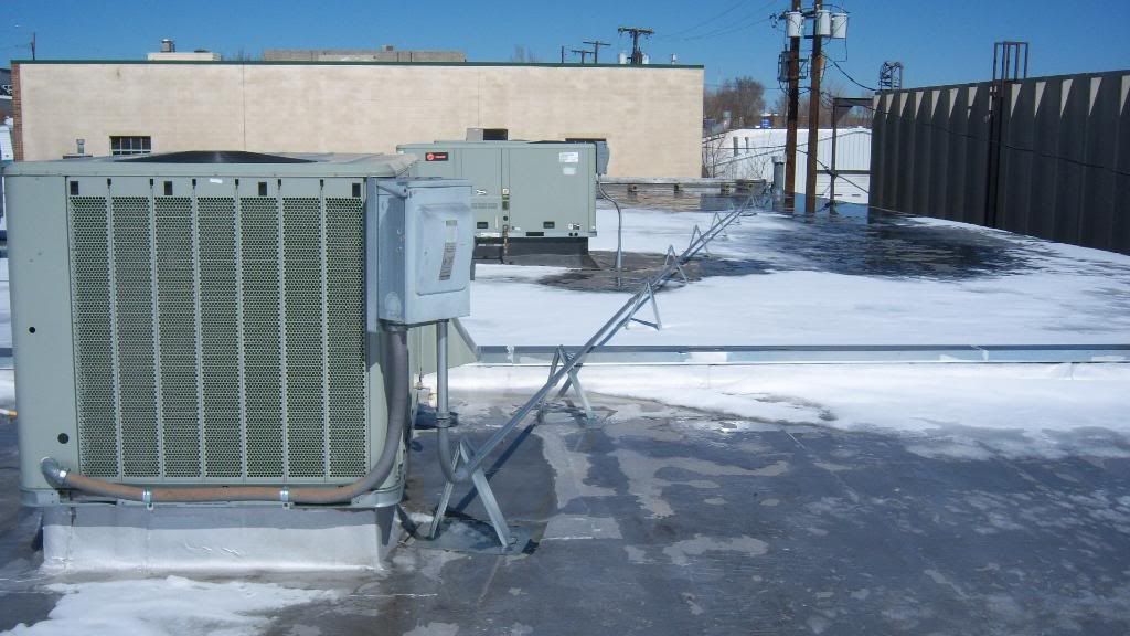 pipe stand installation to rooftop air conditioning unit