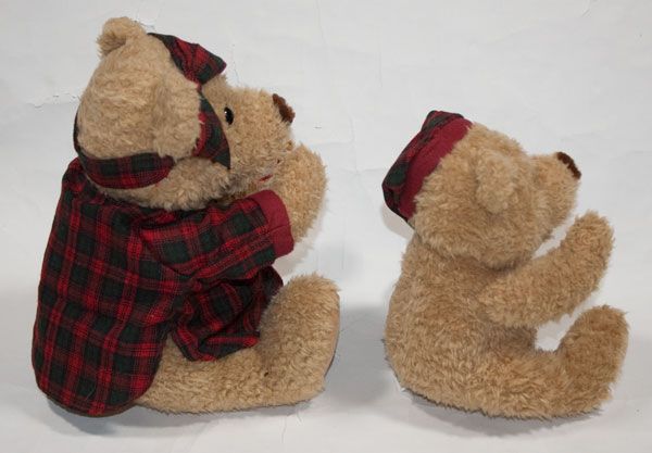 Avon Christmas Plush 2022 AVON INTERACTIVE PLUSH 2 TEDDY BEARS CHRISTMAS BEDTIME TALES TALKING