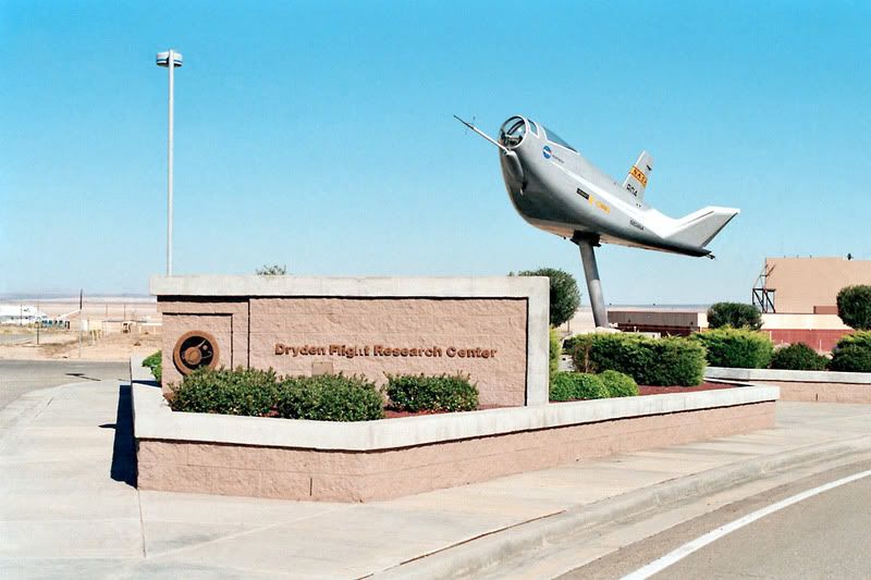 HL-10_Dryden.jpg