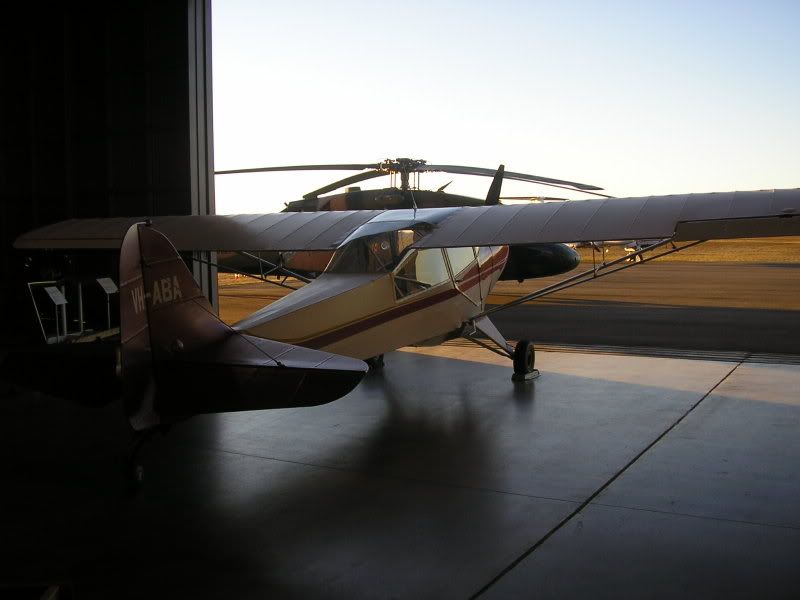 http://i17.photobucket.com/albums/b66/Austiger/oakeyflyin096.jpg