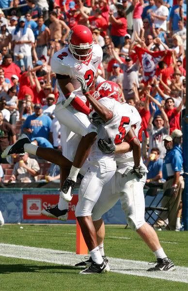 IMAGE: http://i17.photobucket.com/albums/b66/bcole93742/fsu%20football/_MG_1353.jpg