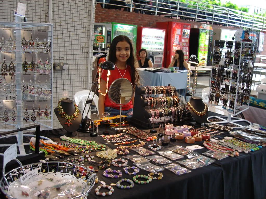 NUSrafflesBazaarSept1720072.jpg NUS raffles Bazaar Sept 2007 picture by My-SECRET-Corner