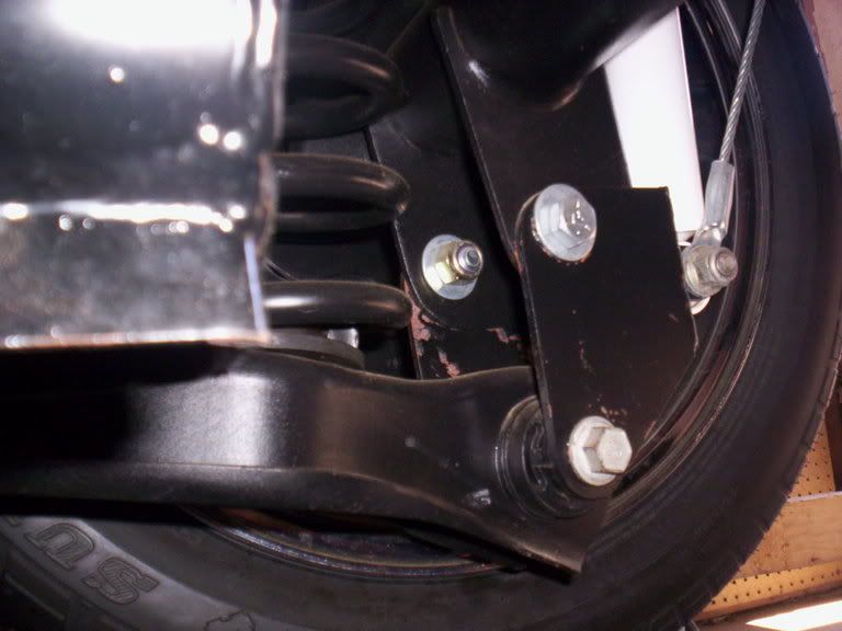 Need pictures of rear traction lock brackets installed on axles Factory Five Racing Forum