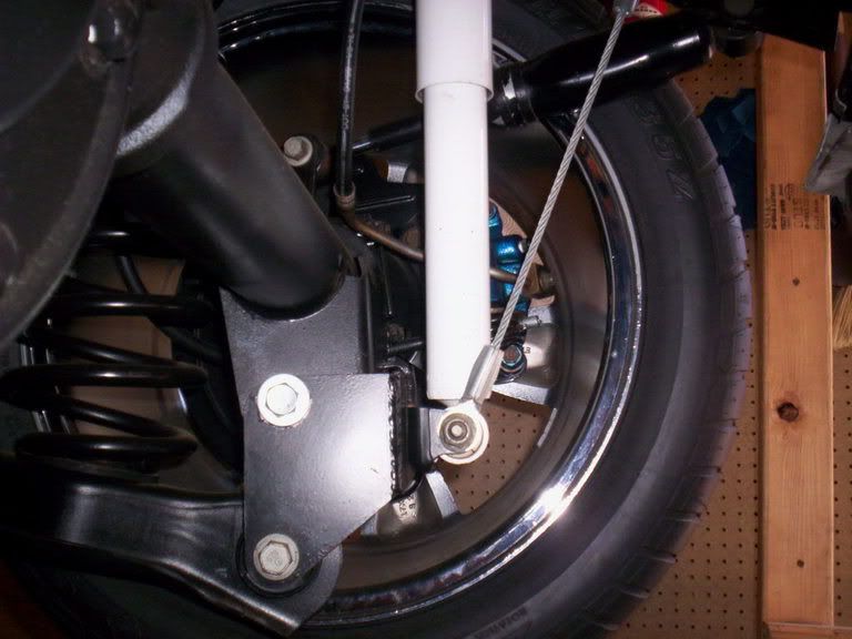 Need pictures of rear traction lock brackets installed on axles Factory Five Racing Forum