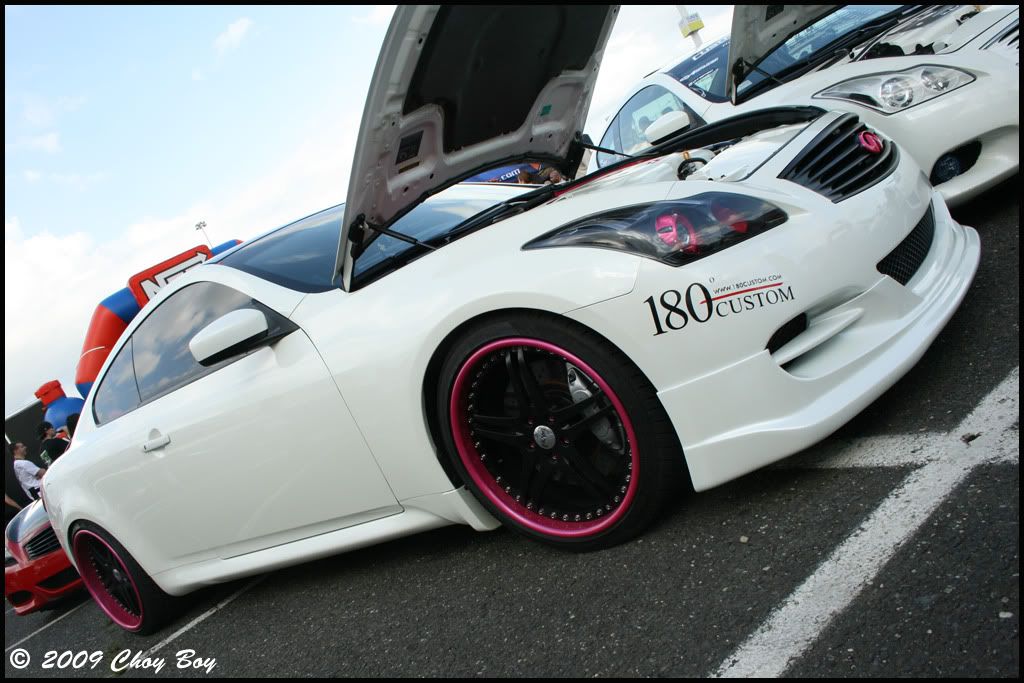 Pink Car Emblems