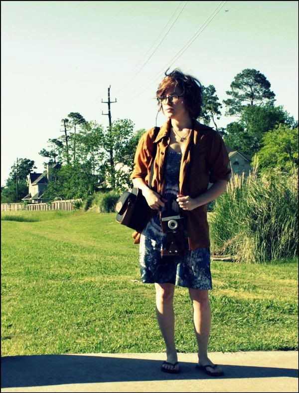 IMAGE: http://i17.photobucket.com/albums/b75/kpretzel3/l_9d535655231e405fb7f238a3aa84d16b.jpg