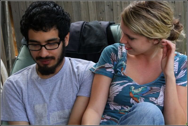 IMAGE: http://i17.photobucket.com/albums/b75/kpretzel3/sxsw21.jpg