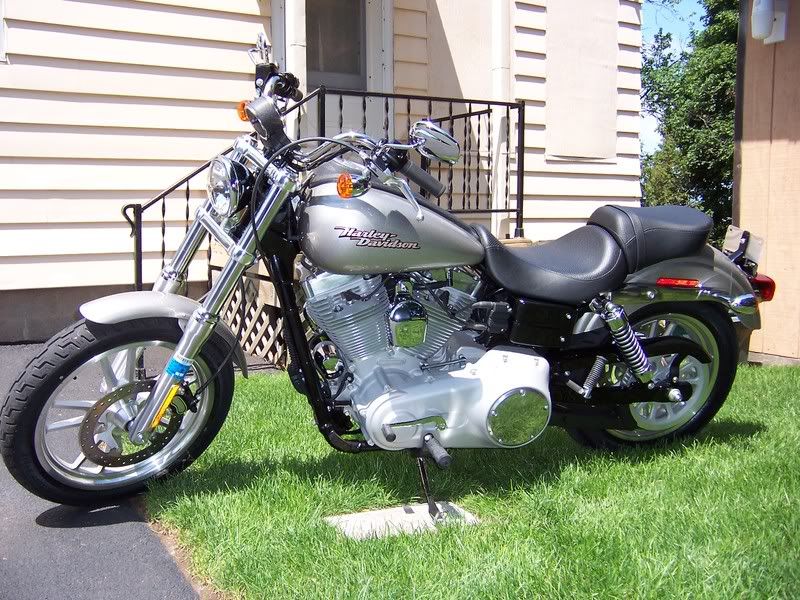 http://i17.photobucket.com/albums/b76/BikerFry/100_3317.jpg