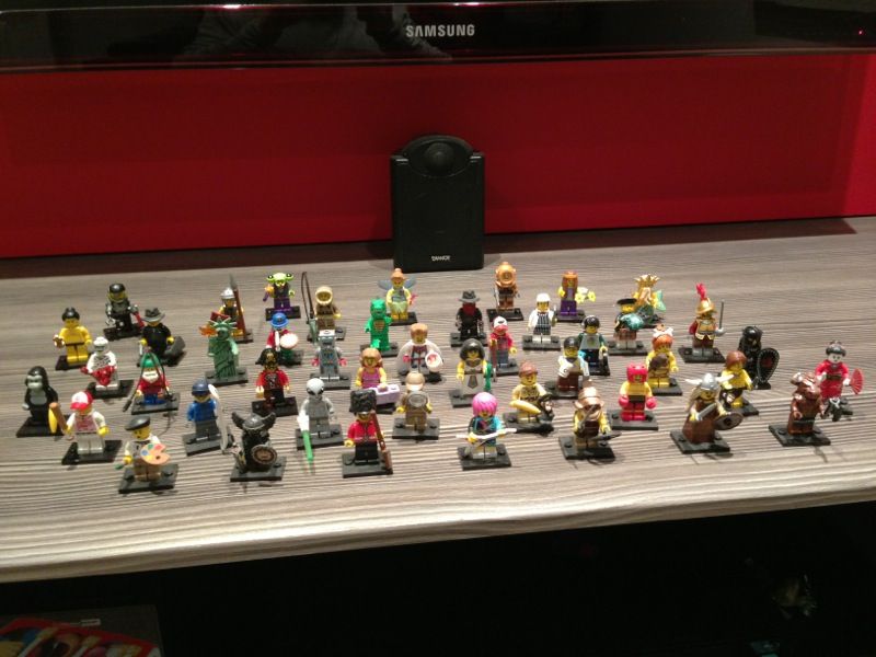 minifigs_zps24bcc6a7.jpg