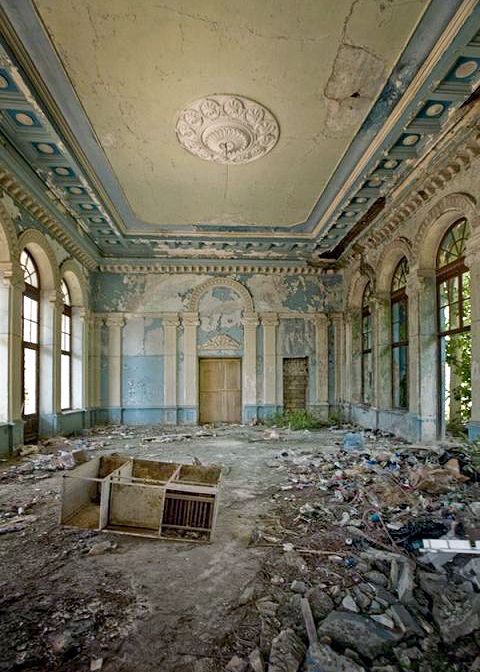 abandoned buildings houston