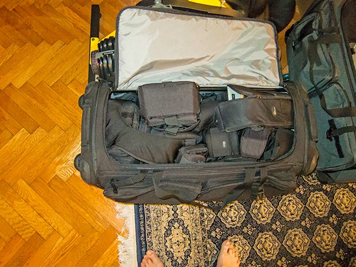 IMAGE: http://i17.photobucket.com/albums/b87/maxselma/SOMScamera_zpsfbe0a02b.jpg