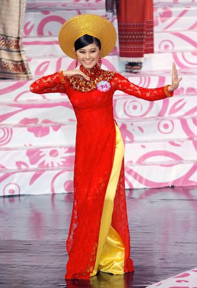 miss asean charming tv 2010 vietnam que tran national costume