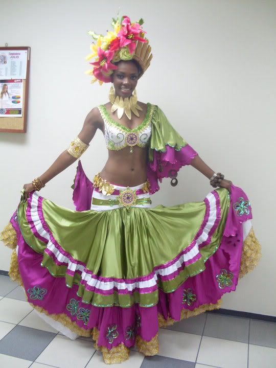 miss universe 2010 ecuador lady mina national costume