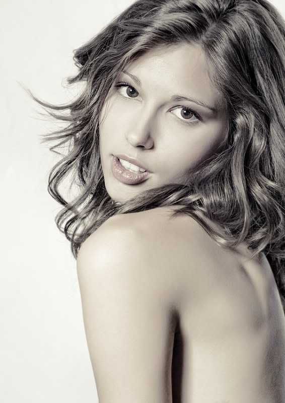top model of the world 2010 miss bulgaria stanmira antonova width=