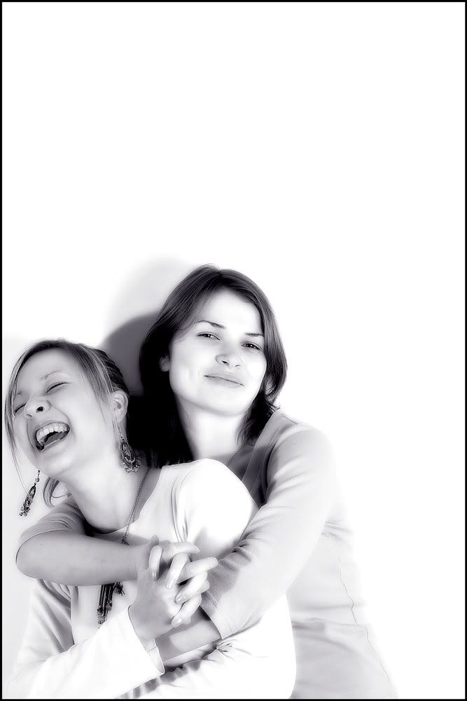 IMAGE: http://i17.photobucket.com/albums/b88/dandes/clare-and-sarah1-bw.jpg