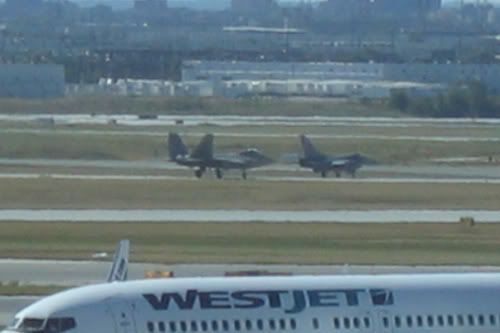 IMAGE: http://i17.photobucket.com/albums/b91/dohp/misc/f22b8315.jpg