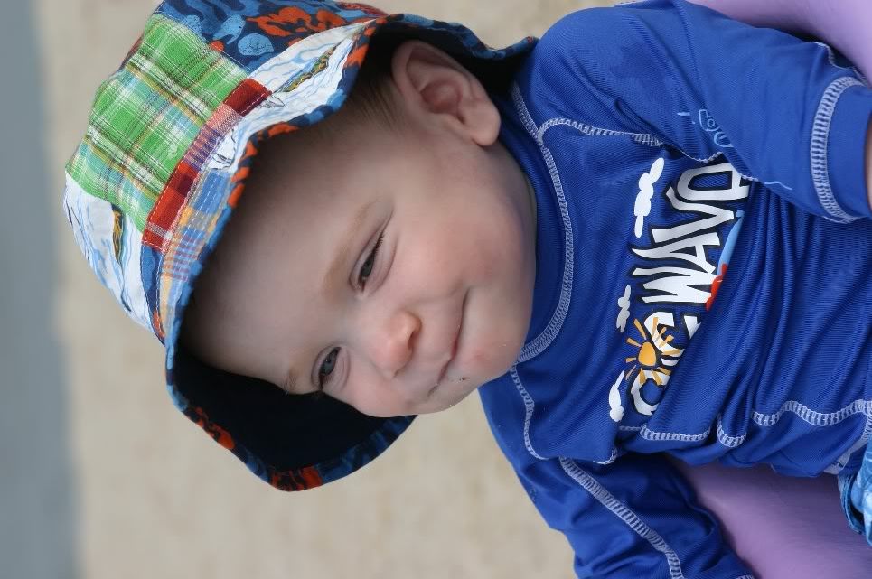 IMAGE: http://i17.photobucket.com/albums/b92/CammiNoelle/IMG_4568.jpg