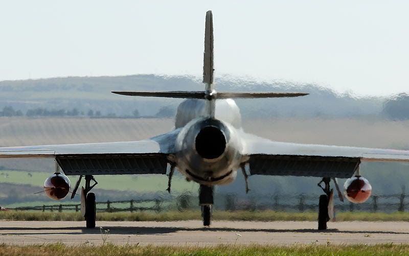 http://i17.photobucket.com/albums/b94/dodrums/leuchars2006/DSC_4255.jpg