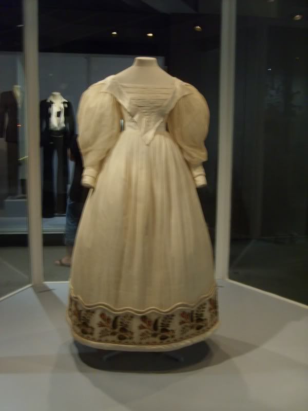 A wedding dress from the early 1830's A peculiar day dress from 1820