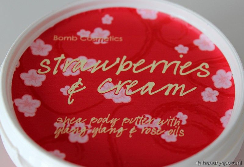 Bomb Cosmetics Strawberries en Cream Shea body butter