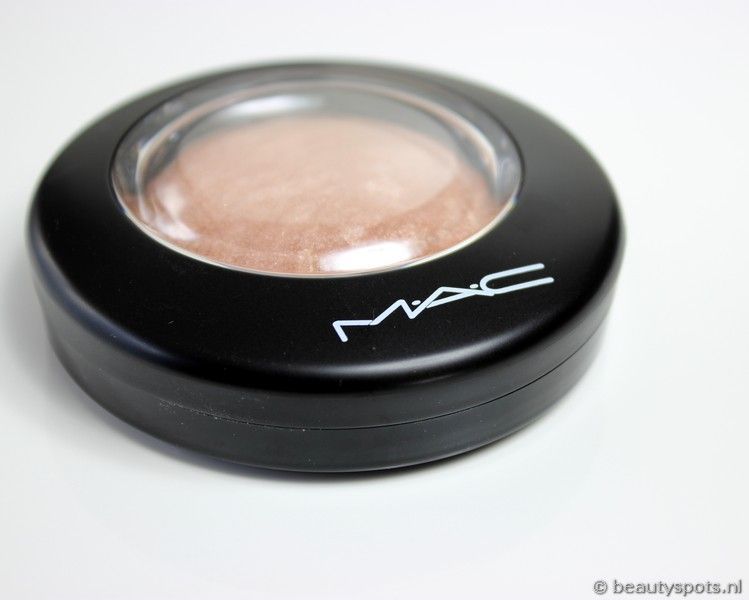 MAC Mineralize Skinfinish Soft & Gentle