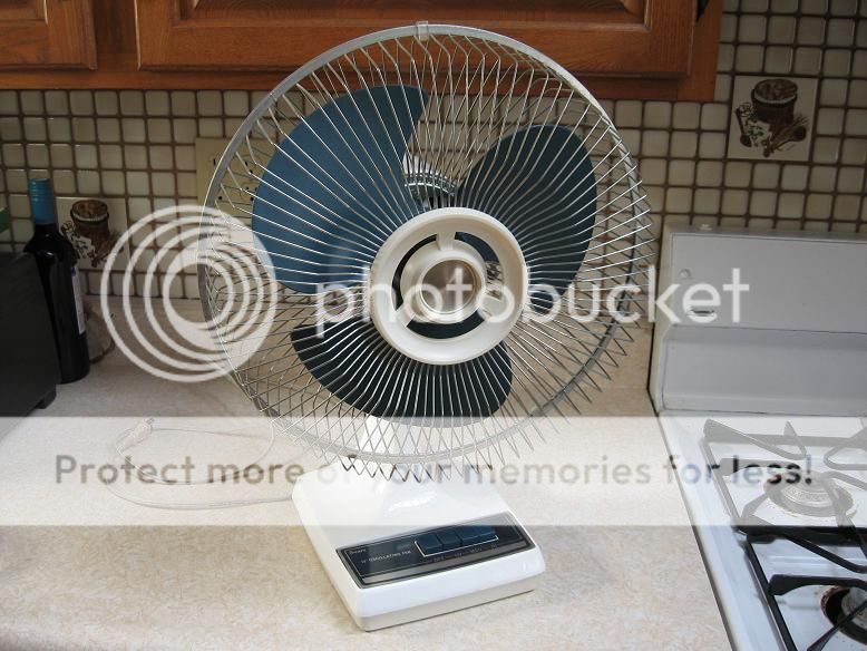 Rare Blue Blade 12 Vintage  Oscillating Fan  