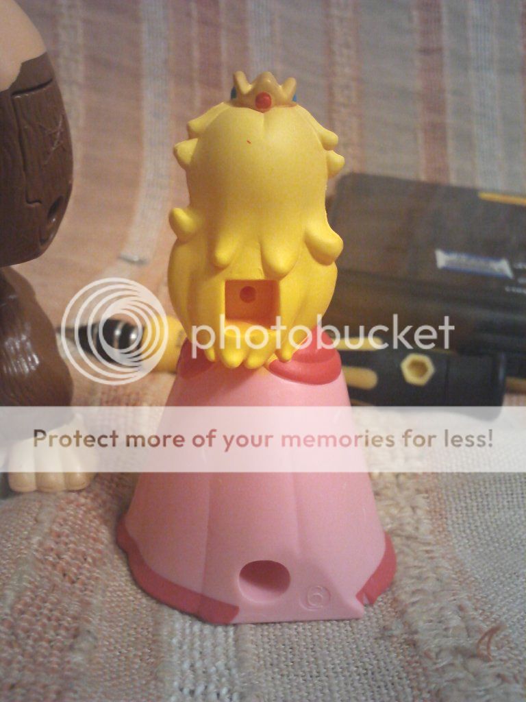 Марио в «Макдональдсе»