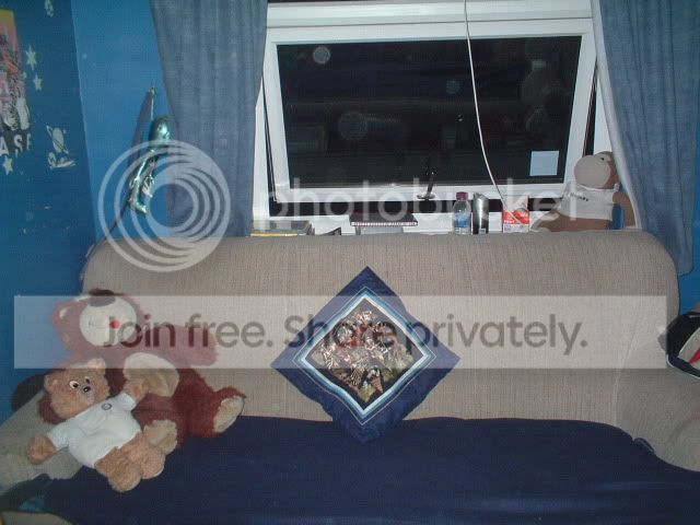 Desk004.jpg